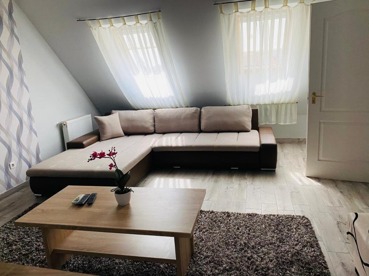 Tamara Apartman Apartment Hajduszoboszlo Exterior photo